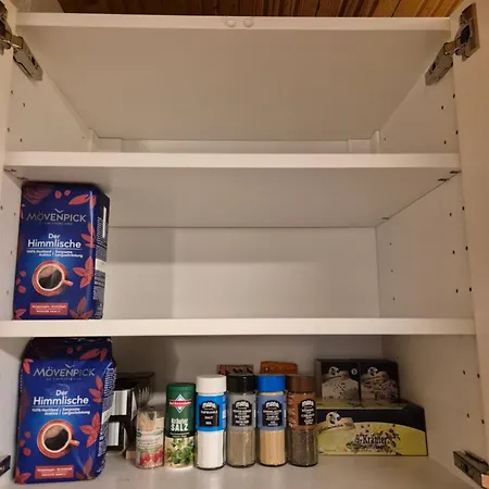 Saxonia Homedeluxe Neue Hochwertige Voll Ausgestattete Mit Kueche Xxl Boxspringerbett 2 Einzelbetten Highspeed Internetflatrate Und Balkon Ideal Fuer Familien Paare Kulturinteressierte Und Geschaeftsreisende Mit Mwst Apartamento