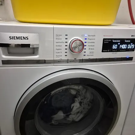 公寓 Saxonia Homedeluxe Neue Hochwertige Voll Ausgestattete Mit Kueche Xxl Boxspringerbett 2 Einzelbetten Highspeed Internetflatrate Und Balkon Ideal Fuer Familien Paare Kulturinteressierte Und Geschaeftsreisende Mit Mwst *