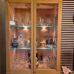 Saxonia Homedeluxe Neue Hochwertige Voll Ausgestattete Mit Kueche Xxl Boxspringerbett 2 Einzelbetten Highspeed Internetflatrate Und Balkon Ideal Fuer Familien Paare Kulturinteressierte Und Geschaeftsreisende Mit Mwst アパート